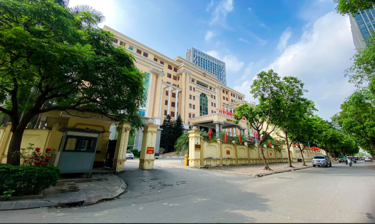 Nhiều địa phương đền bù đất cho dân rất thấp, nhưng giá doanh nghiệp bán ra lại rất cao