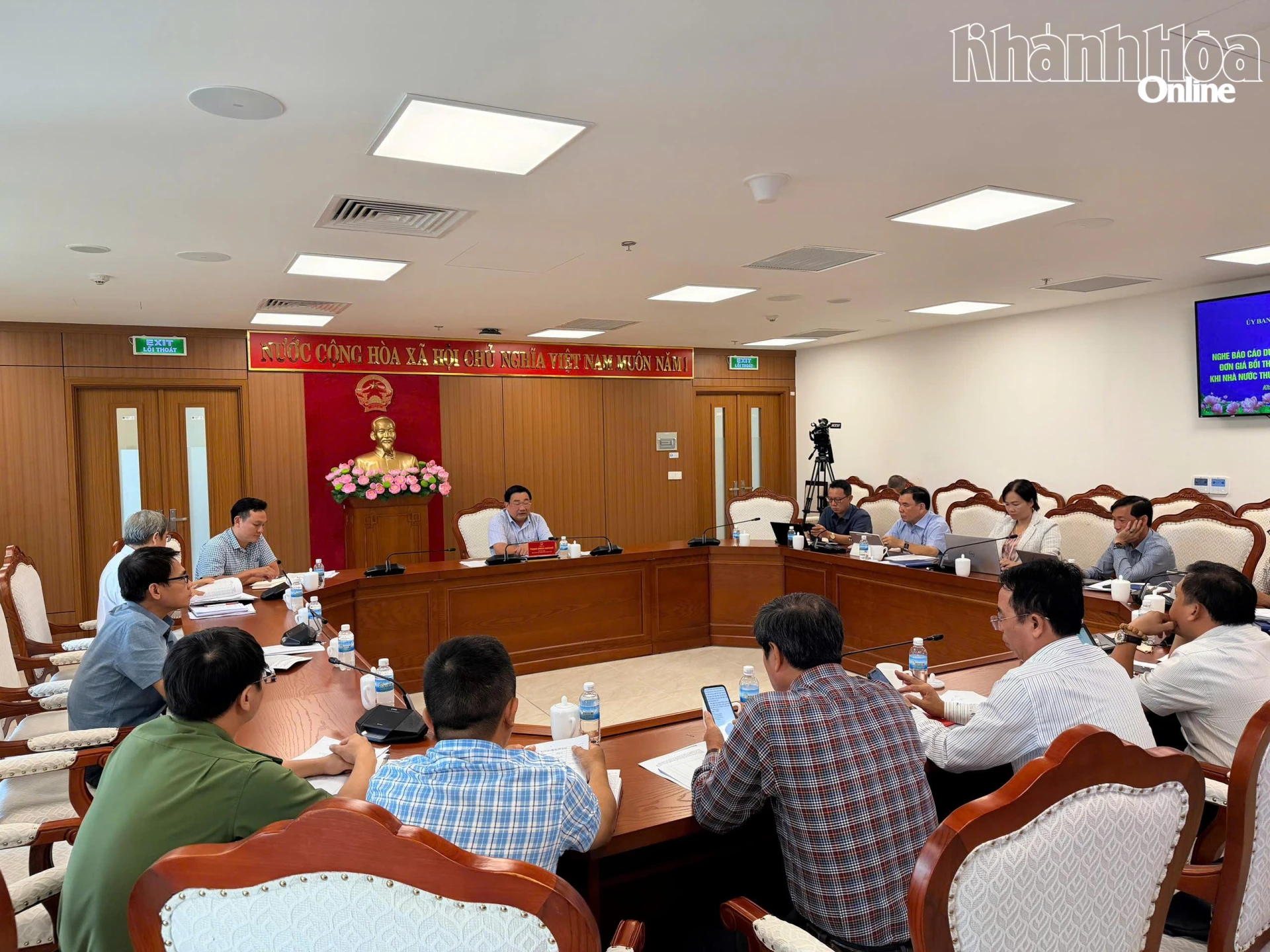 Khẩn trươnghoàn thiện dự thảo đơn giá bồi thường thiệt hại cây trồng, vật nuôi