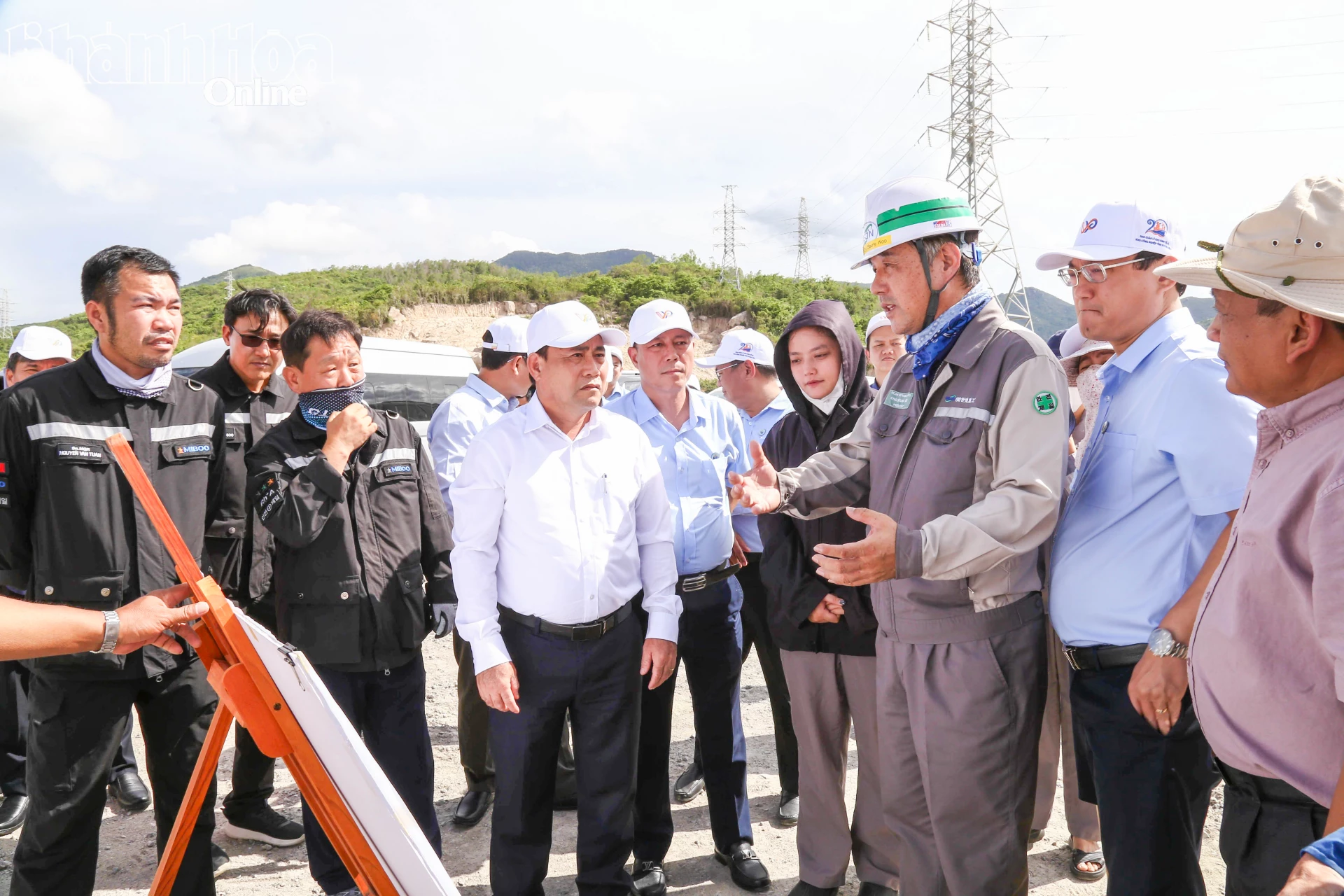 Chuẩn bị sẵn sàng quỹ đất để đón các nhà đầu tư vào Khu Kinh tế Vân Phong và các khu công nghiệp
