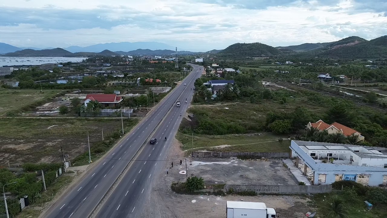 BÁN BĐS QL1A VỪA Ở VỪA KINH DOANH KHAI THÁC DÒNG TIỀN