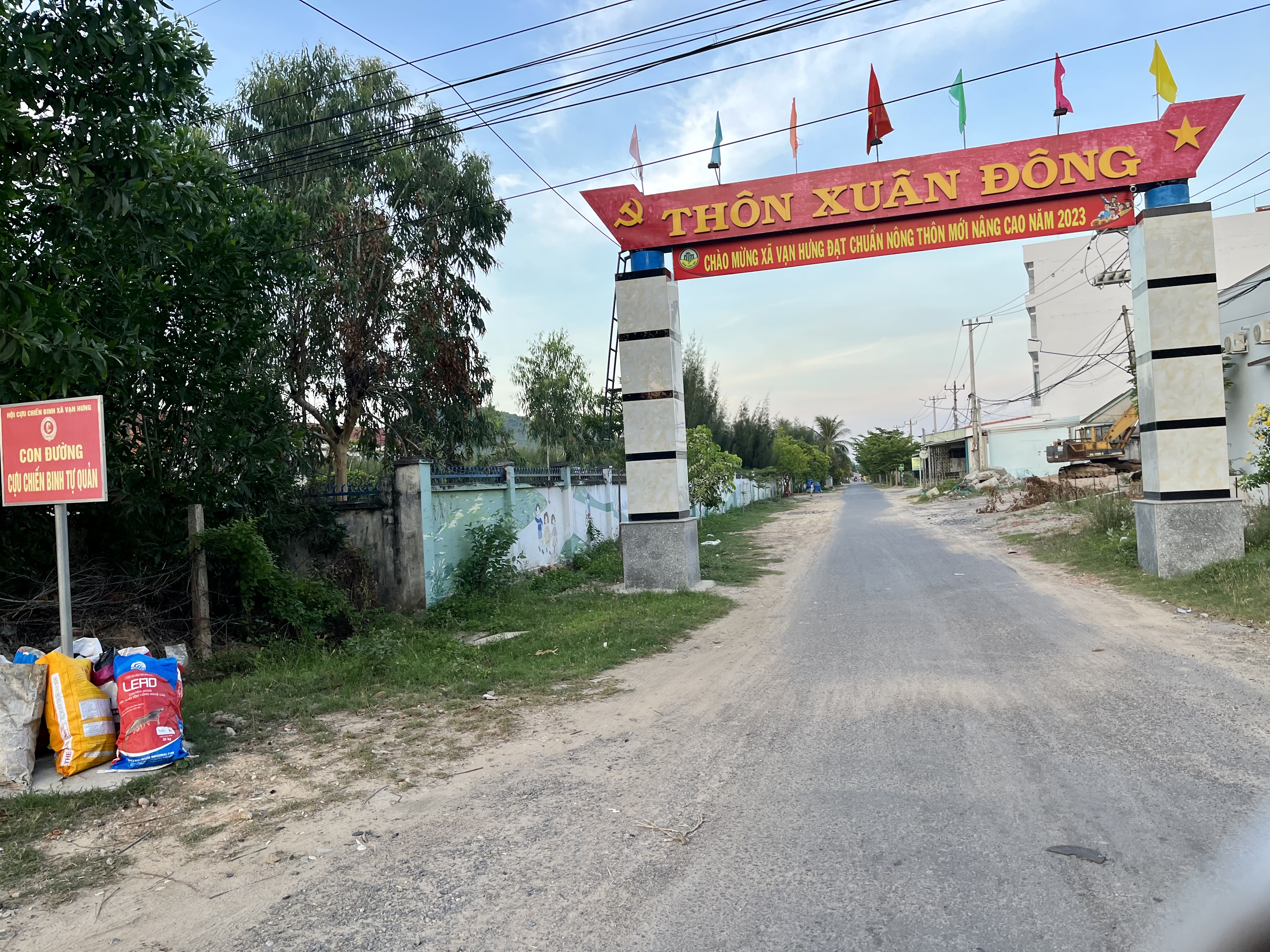 BÁN LÔ ĐẤT 2 MẶT ĐƯỜNG LỚN TRƯỚC VÀ SAU LIỀN KỀ KHU CÔNG NGHIỆP DỐC ĐÁ TRẮNG