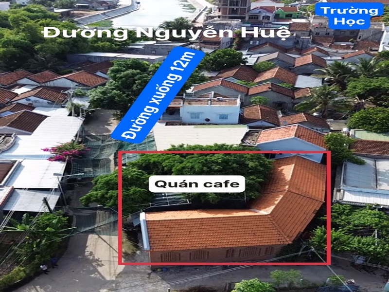  BÁN LÔ GÓC ĐANG CÓ NHÀ KINH DOANH CAFE